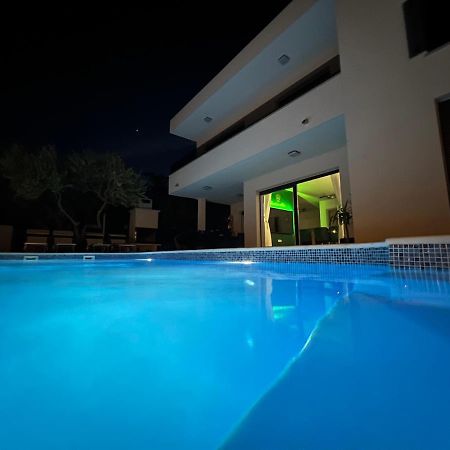 Sunluxvilla ,Heated Pool, Ir Sauna Kastela Bagian luar foto